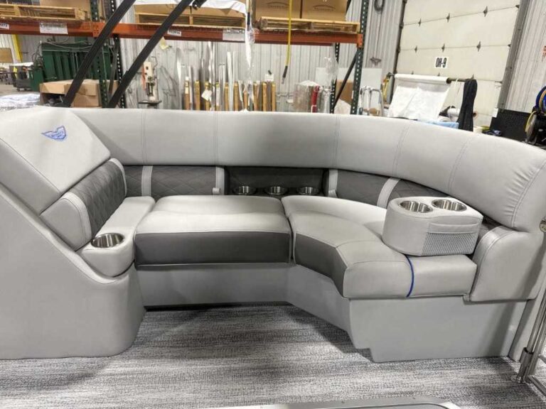 2026 Bennington 23LTFB - Blackout US-ETWS9046J526 [photo 11]